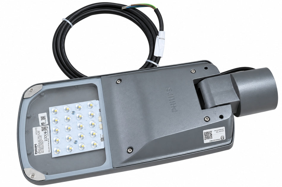 PHILIPS LED-Straßenleuchte 'LumiStreet Mini BGP212' (20,2 W, 4000 K, 3000 lm) Grau