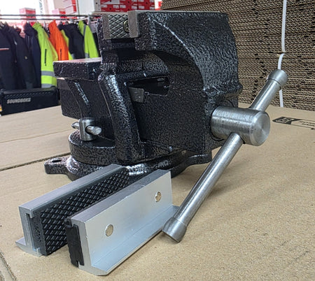 Gusseisen-Schraubstock 75mm mit Schonbacken