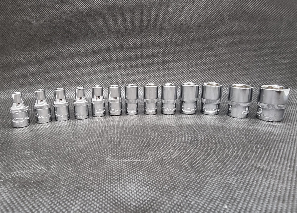 VIGOR Steckschlüssel Satz 1/4 Zoll kurz (13-teilig)