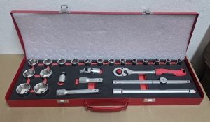 GEDORE-red-Steckschlssel-Ratschen-Satz-12-24-teilig-1032-mm-im-Metallkoffer