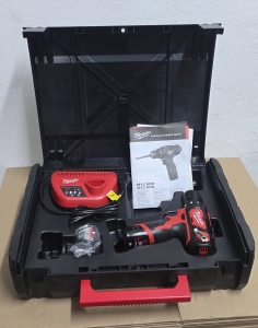 MILWAUKEE-M12-Akku-Bohrschrauber-M12-BDD-202X-12-V-30-Nm-2x-20-Ah-Akku-HD-Box-4933446040
