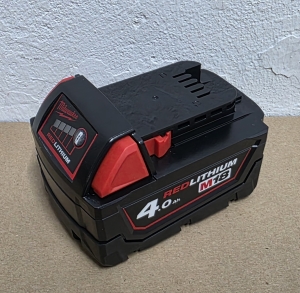 MILWAUKEE-18V-Akku-M18-B4-18V--40Ah-4932430063