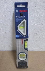 BOSCH-Professional-Wasserwaage-25-cm-magnetisch-Aluminium-3-Libellen