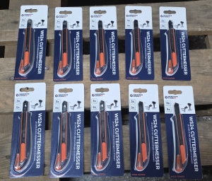 10x-Cuttermesser-9mm-schwarze-Klinge-2K-Griff