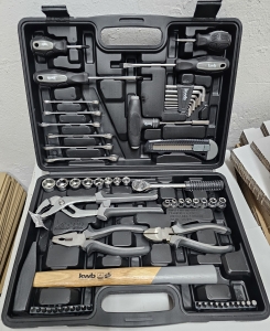 KWB-Werkzeugkoffer-63-teilig
