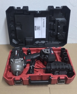 PARKSIDE-PERFORMANCE-Akku-Drehschlagschrauber-PASSP-20-Li-C4-20-V-4-Ah-mit-Ladegert