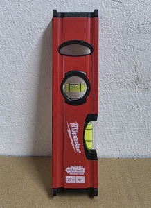 MILWAUKEE-Wasserwaage-Slim-200mm