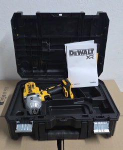 DEWALT-18V-Akku-Schlagschrauber-DCF900N-Solo-ohne-Akku-im-Koffer-NEU