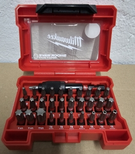 AKTION-MILWAUKEE-Shockwave-Bitset-32-teilig-TORX