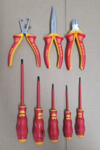 WRTH-Elektriker-Zangen--und-Schrauben-Sortiment-VDE-8-teilig-071401582