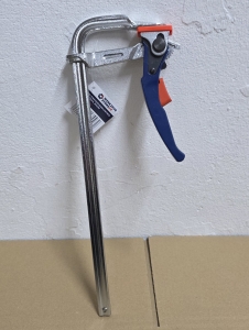 WS24-Einhandhebelzwinge-Ganzstahl-300-x-80-mm
