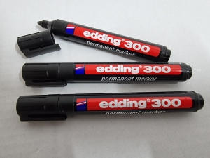 3x-EDDING-300-Permanentmarker-schwarz-Rundspitze-15-3mm
