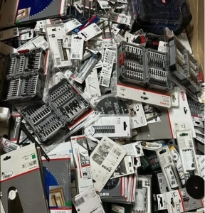 17-KG-Werkzeug-Baumarkt-Handwerkerbedarf-Restposten