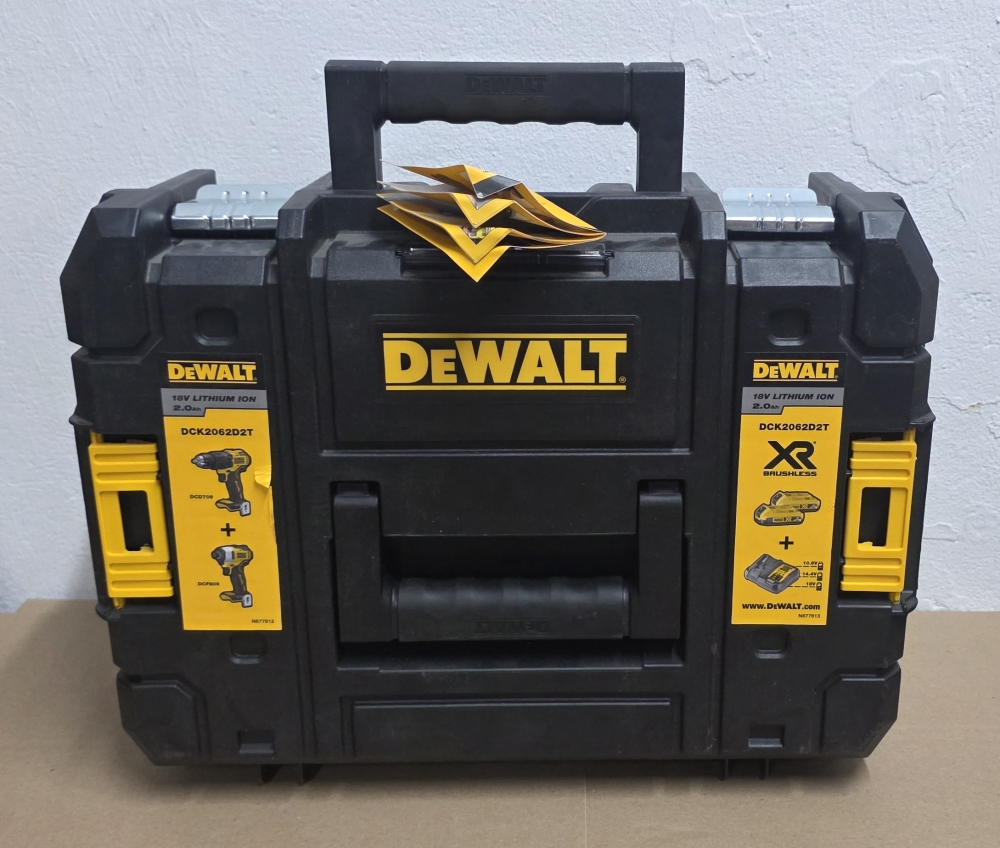 Bild 1 von DeWALT 18V XR Akku-Kombopack DCK2062D2T-QW (2-teilig, 2× 2,0 Ah, TSTAK)