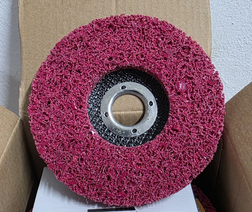 Bild 1 von 10x Hartvlies-Reinigungsscheibe (Ø 125 x 22,23 mm) 'Nylon / Keramik Red'