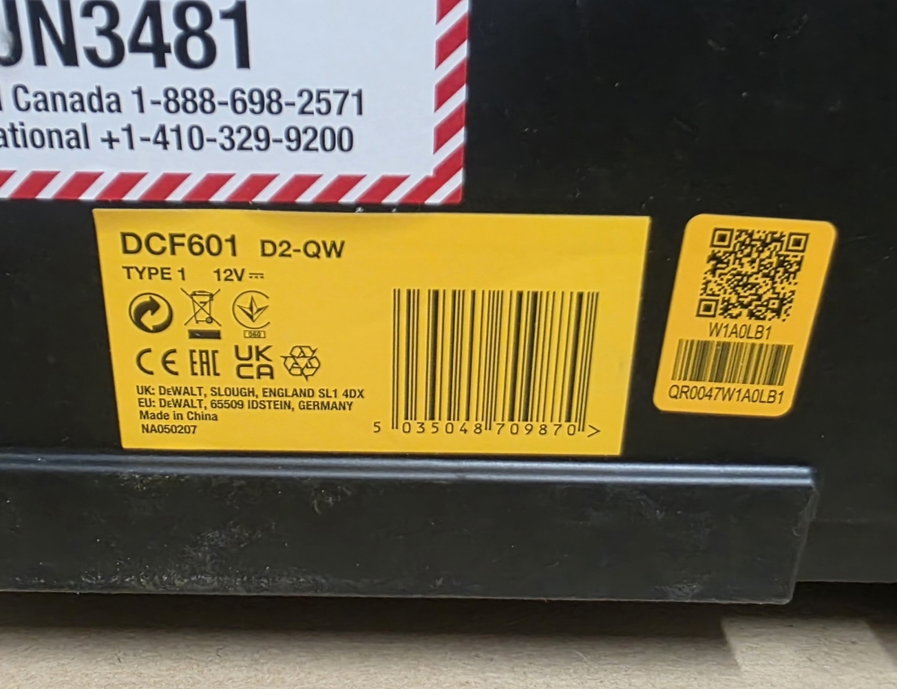 Bild 1 von DEWALT 12V Akku-Schrauber 'DCF601D2-QW' (mit 2x 2,0Ah Akku) im Koffer