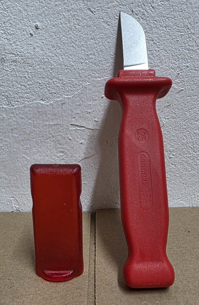 Bild 1 von GEDORE VDE Kabelmesser isoliert bis 1.000 V (180 mm, Klinge 50 mm) VDE 4522 – 6690400