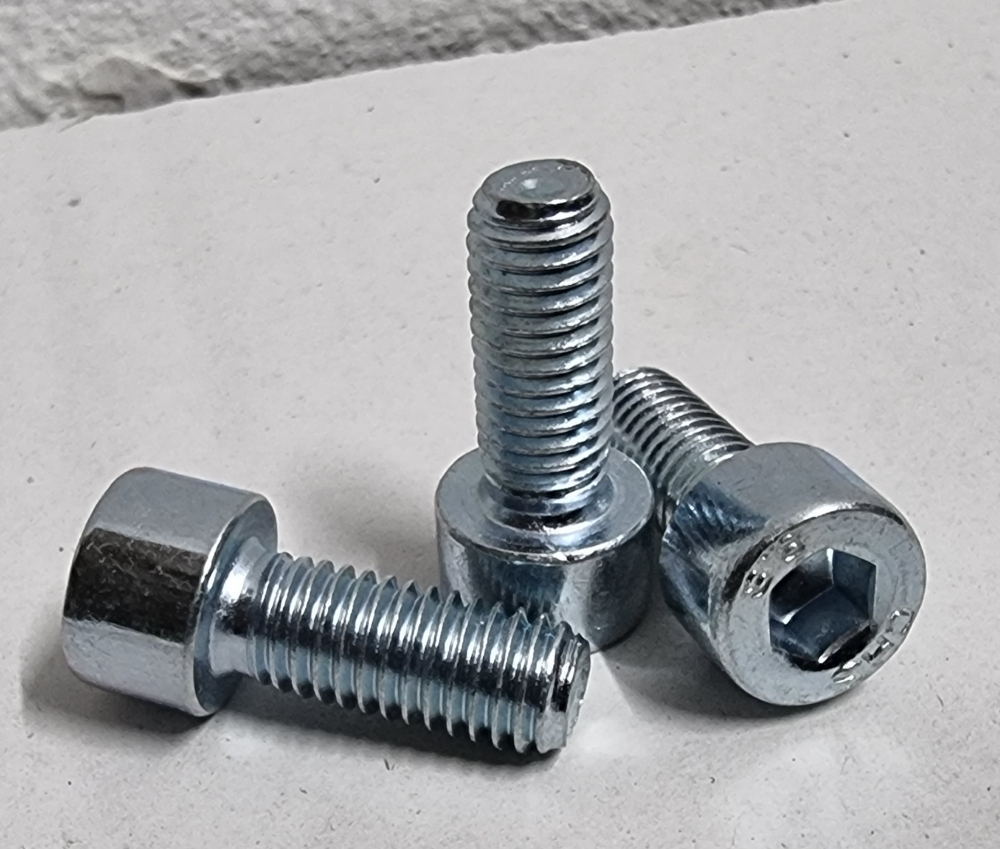 Bild 1 von Innensechskant Zylinderschrauben verzinkt DIN 912 8.8  / (Art) M6 x 25mm 100 Stück