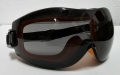 Schutzbrille (Anti-Beschlag-Wirkung, getönte Gläser, elastisches Kopfband)